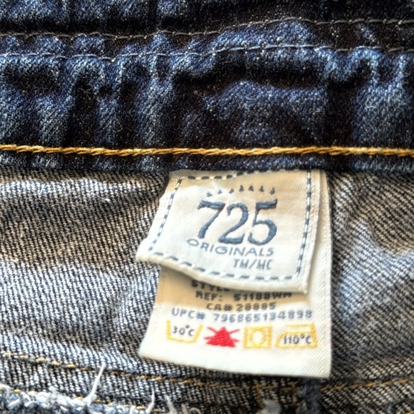 Levi’s Original 725 capris size 7❤️❤️ - Picture 3 of 5